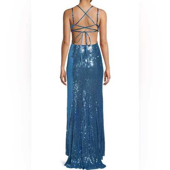 GORGEOUS- Sequin Butterfly Applique V-Neck Lace Up Back Cutout Gown - NWT - Picture 8 of 8